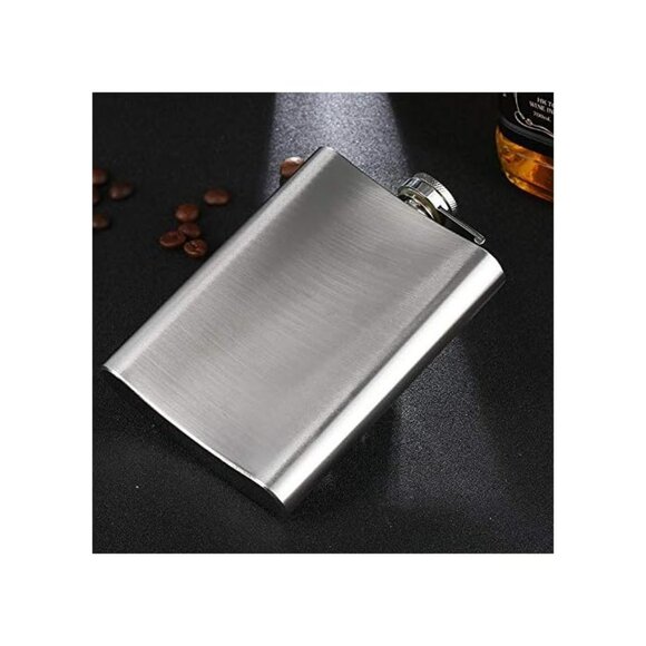 Maxam Skull and Crossbones 8-ounce Flask, with Flask case 💸 - Picture 6 of 7